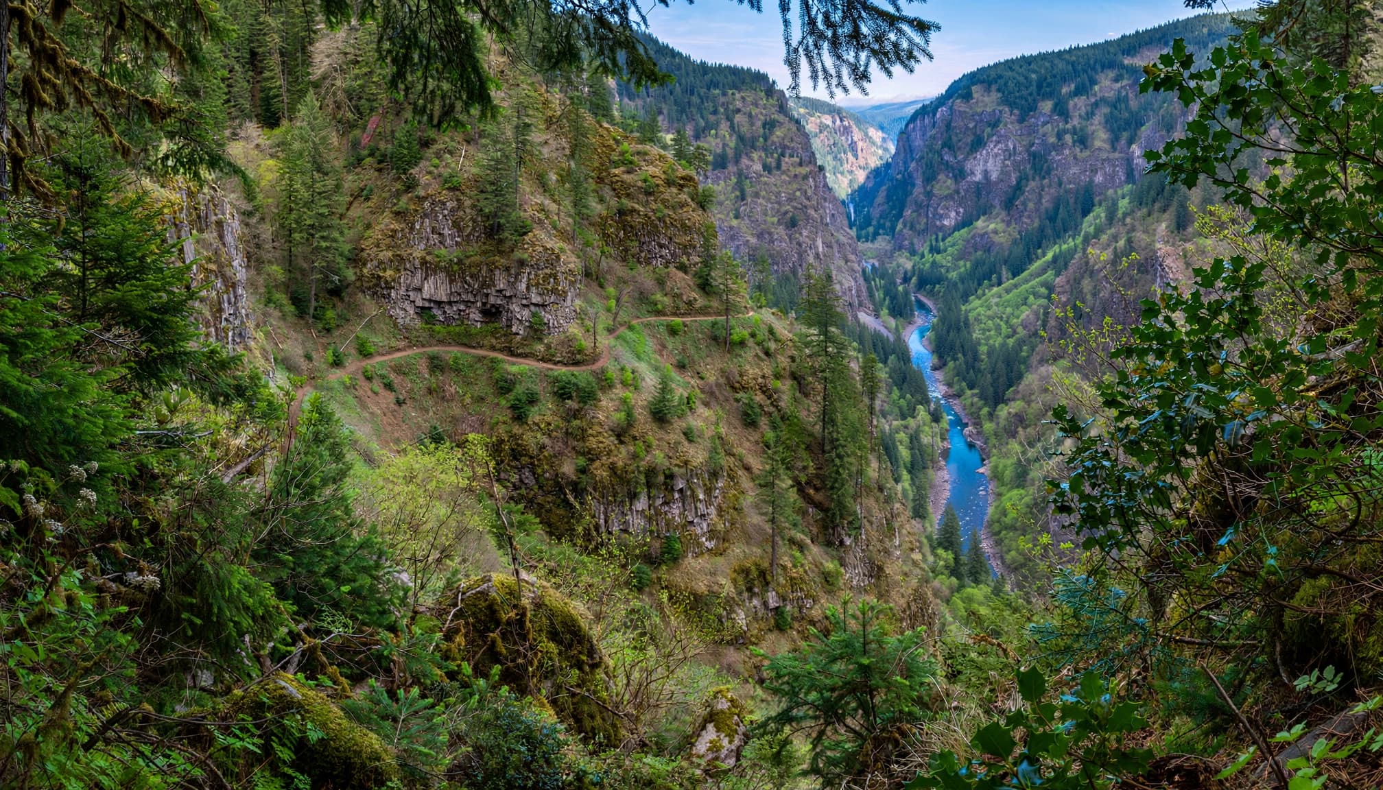Rogue River Trail Backpacking: Campsites & Shuttle Tips